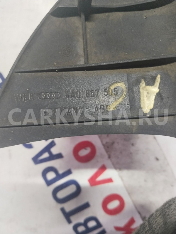 Накладка двери Audi 100 оригинальный номер 4A0857505