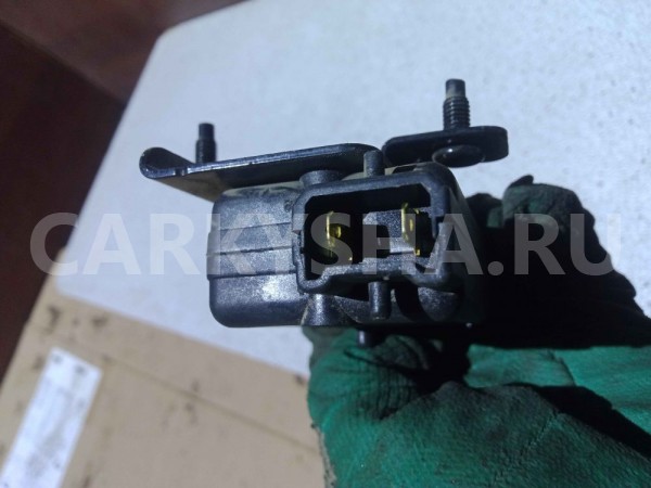 Активатор замка багажника Renault Sandero I (2009—2014) Renault 14 оригинальный номер 8200754083