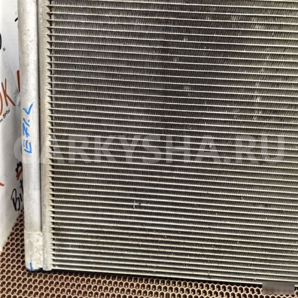Радиатор кондиционера BMW X5 оригинальный номер 64 50 9 239 944