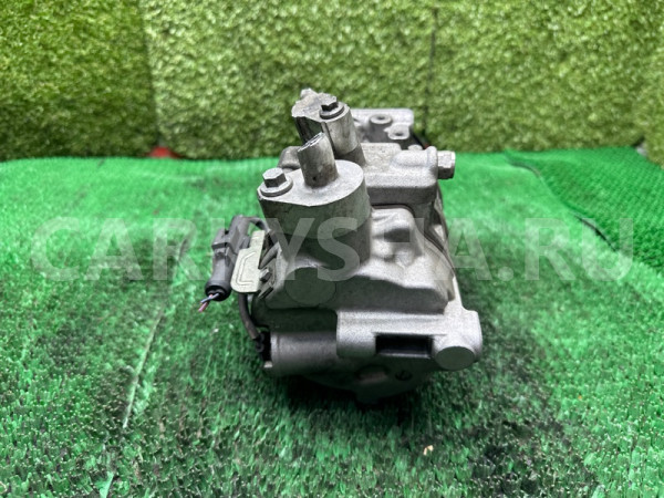 Компрессор кондиционера Land Rover Range Rover 2002-2010 LR012593 Land Rover Range Rover 