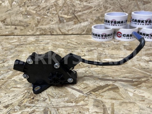 Педаль газа Lexus RX IV Рестайлинг  оригинальный номер 78110-48121
