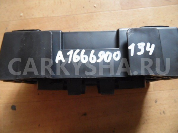 Заглушка поддомкратника Mercedes-Benz GL-класс X166 (2012—2016) Mercedes-Benz G-klasse оригинальный номер A1666900134