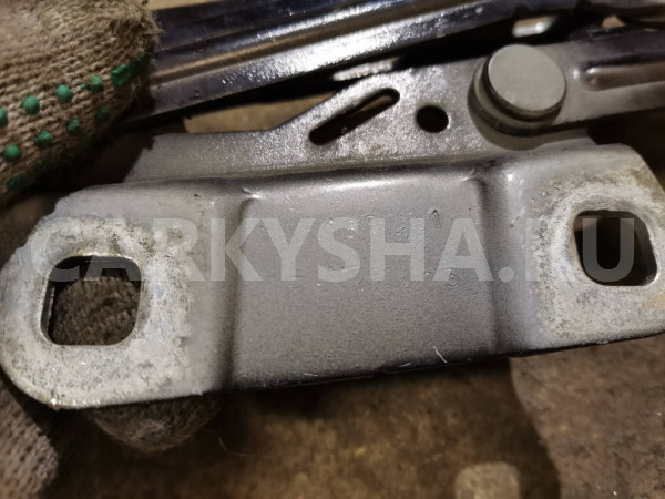 Крепление капота левое A2518800328 Mercedes-Benz M-Class 2005 W164 272.967 Mercedes-Benz M-klasse оригинальный номер A2518800328