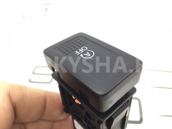 Кнопка Suzuki SX4/S-Cross M16A 2014 Suzuki SX4 