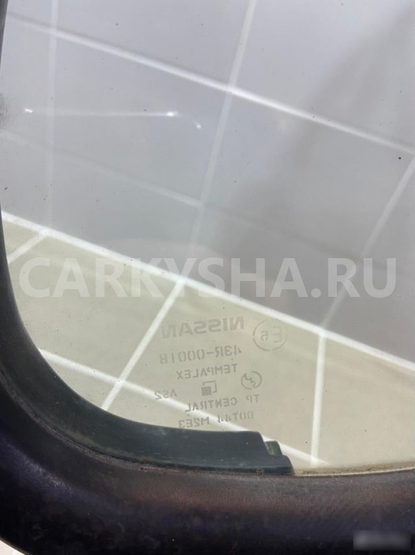 Стекло в дверь заднее правое Nissan March 1997 Nissan March оригинальный номер 43R00018