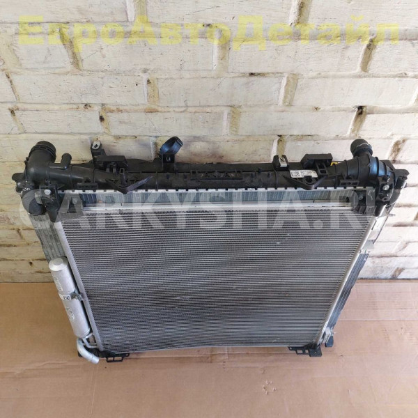 Кассета радиаторов Land Rover Defender L663 2024г Land Rover Defender оригинальный номер 123123466