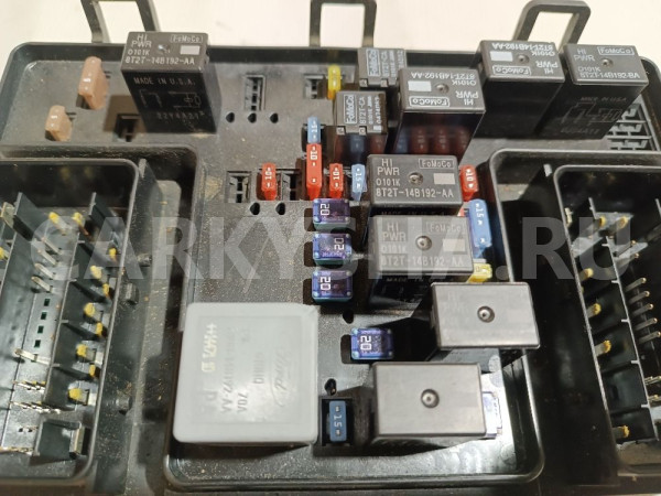 Блок предохранителей подкапотный Ford Mondeo оригинальный номер FG9T14A067EB