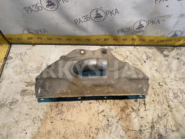 Тепловой экран выпускного коллектора Volvo S80 Volvo S60 оригинальный номер 8692823