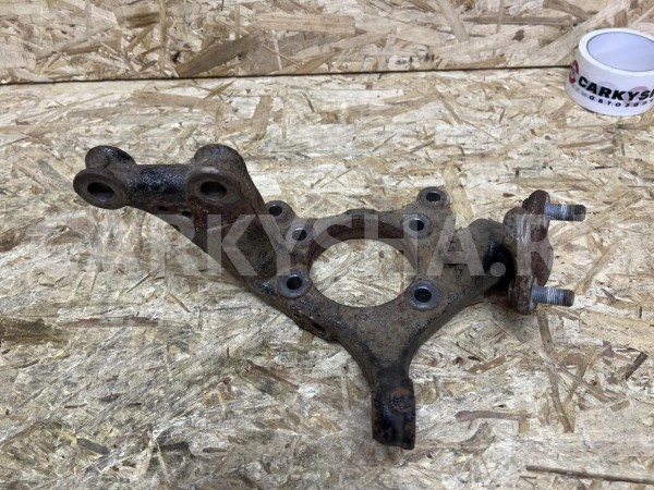 Кулак поворотный передний левый Toyota RAV 4 IV (CA40) Рестайлинг оригинальный номер 43212-42081