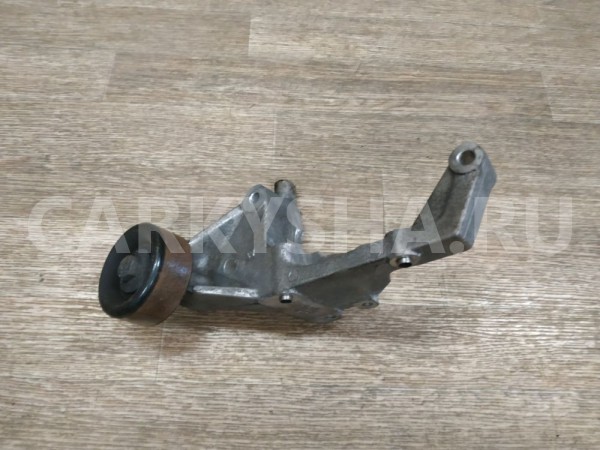 Кронштейн генератора Kia Sorento 