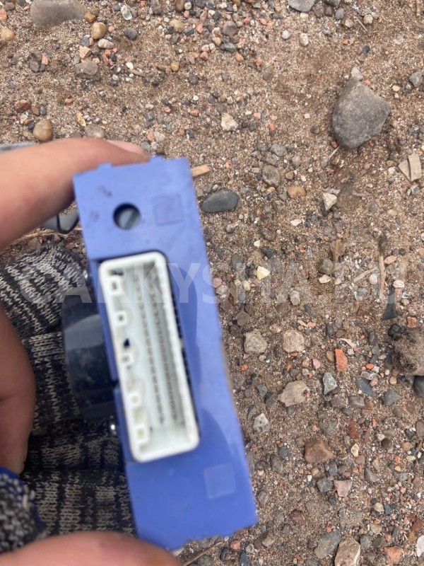 Блок управления парктроником Mazda 3 BL рестайлинг (2011—2013) Mazda 2 оригинальный номер bhb6-67uu0