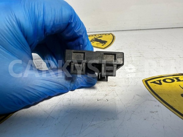 Заглушка кнопок Volvo 850 УНИВЕРСАЛ B5252 1994 Volvo 850 