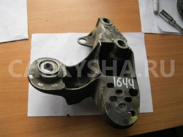 Кронштейн опоры двигателя Audi A4 (B5) 1994-2000 Audi 200 оригинальный номер 4B0199351B