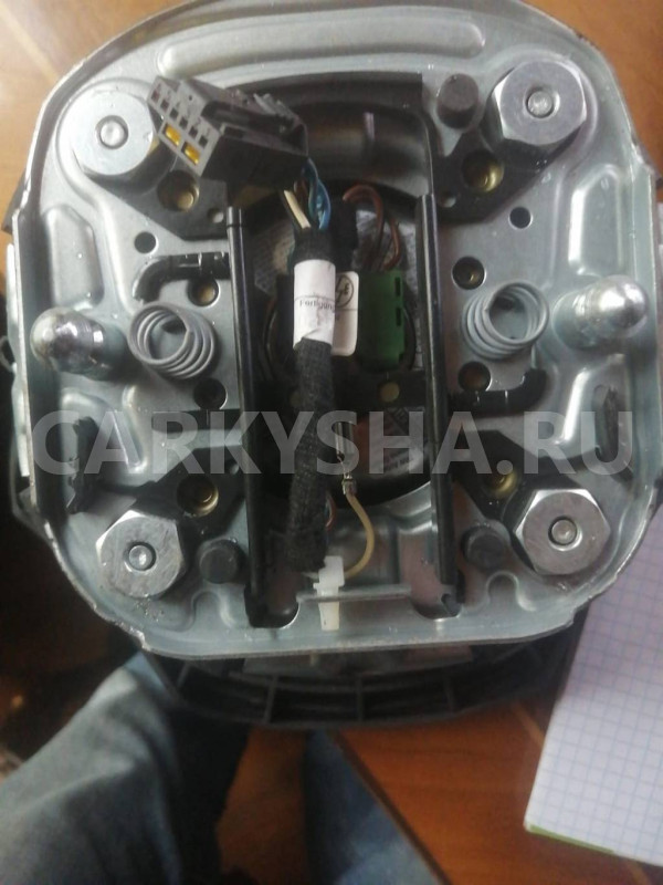Airbag в рулевое колесо BMW 3-серия E90/E91 (2005-2011) BMW 3er 