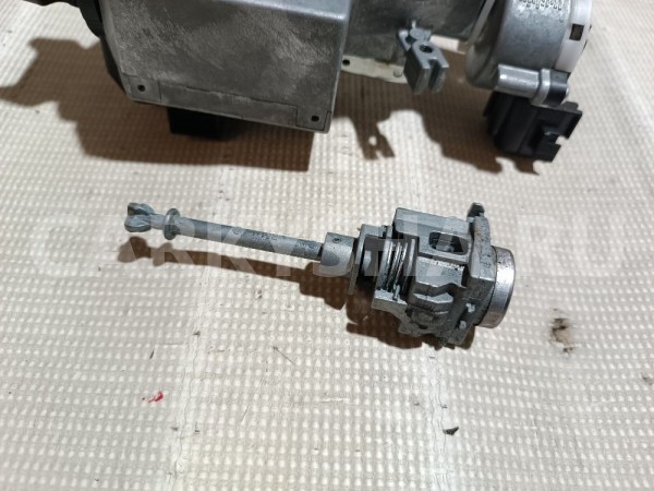 Замок зажигания со вставками (к-кт) Suzuki Grand Vitara 