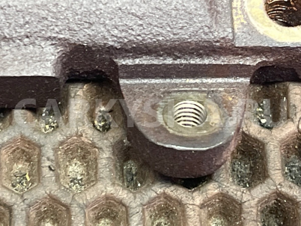 Кронштейн турбины Mini Hatch оригинальный номер 11 62 7 617 525, 11 62 7 617 525, 11627617525, 7617525