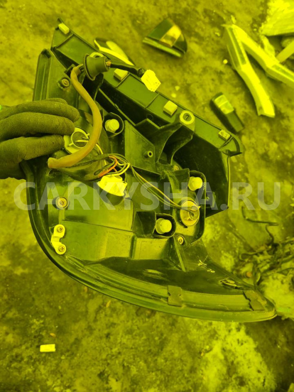 Фонарь задний Subaru Impreza 