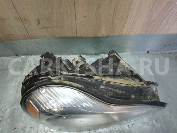 Фара правая Volvo XC90 2002-2014 Volvo XC90 оригинальный номер 30698575