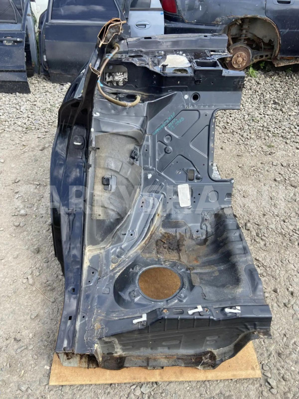Крыло заднее правое Infiniti M37 VQ37 Y51 Infiniti I 