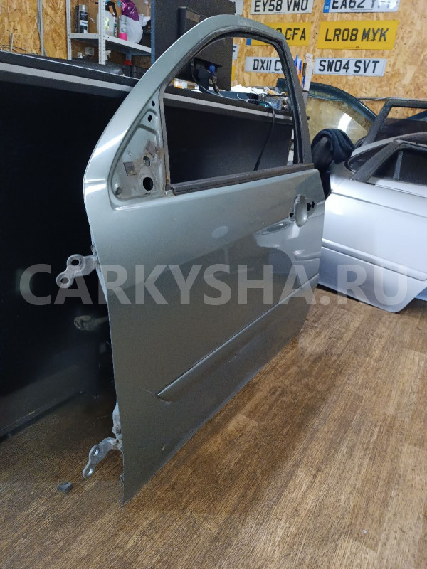Дверь передняя левая Ford Focus оригинальный номер 1430135