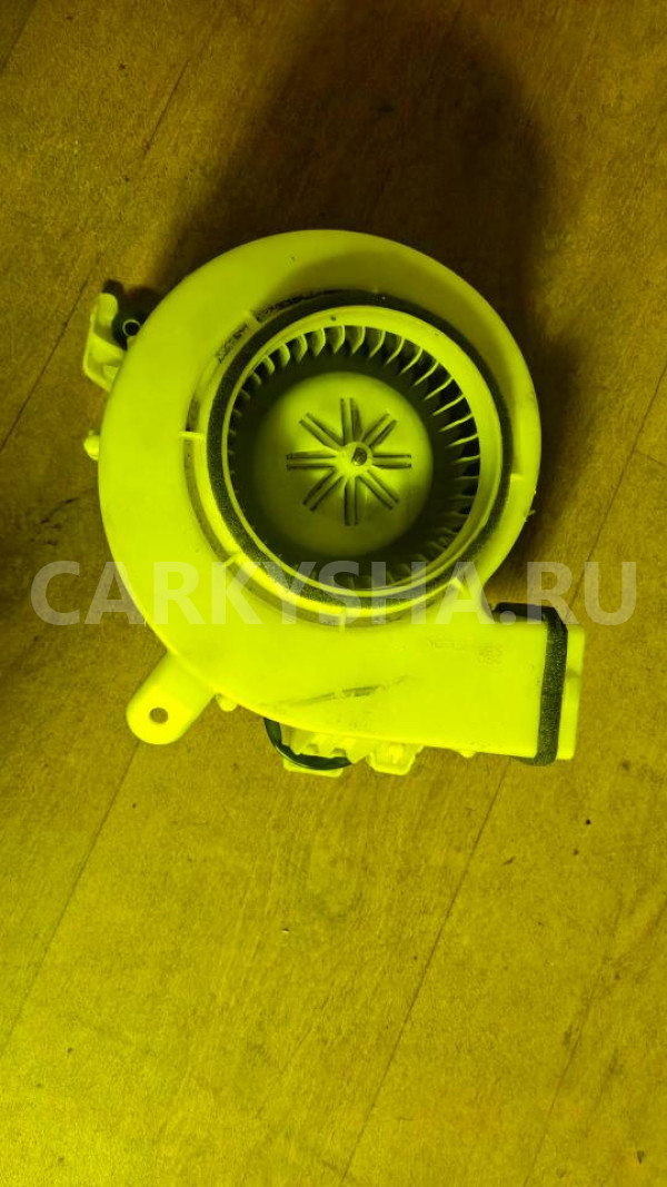 Мотор охлаждения батареи Toyota Sai оригинальный номер G923033020