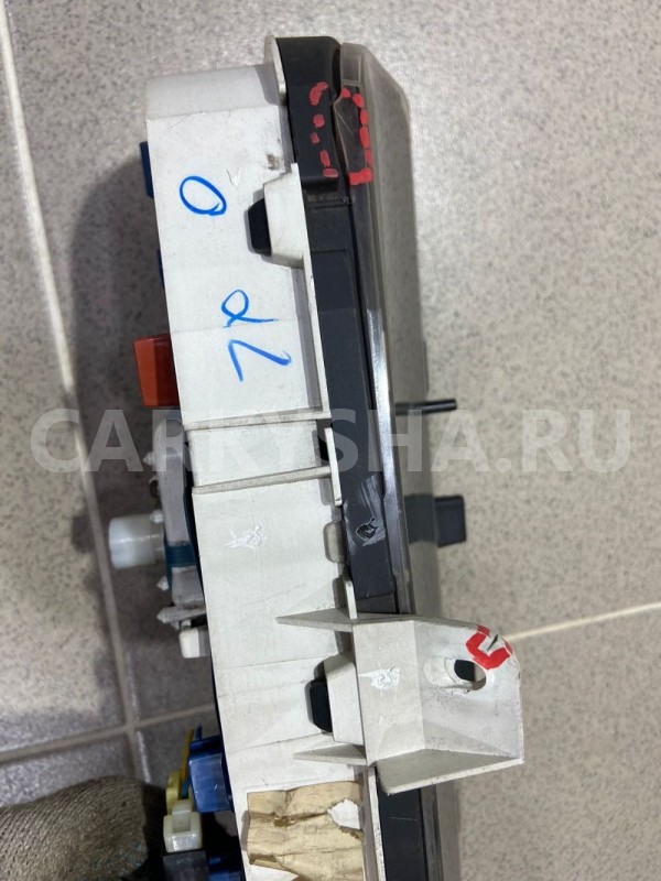 Щиток приборов Nissan Sunny N14 Nissan Sunny 