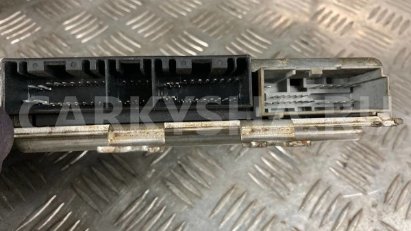 Блок управления подвески Range Rover Land Rover Range Rover оригинальный номер RQT500160