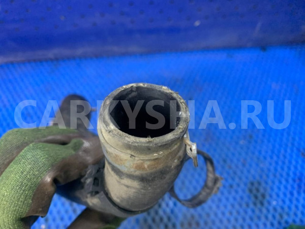 Патрубок системы охлаждения Volkswagen Polo 5 Volkswagen Polo оригинальный номер 6R0122101B