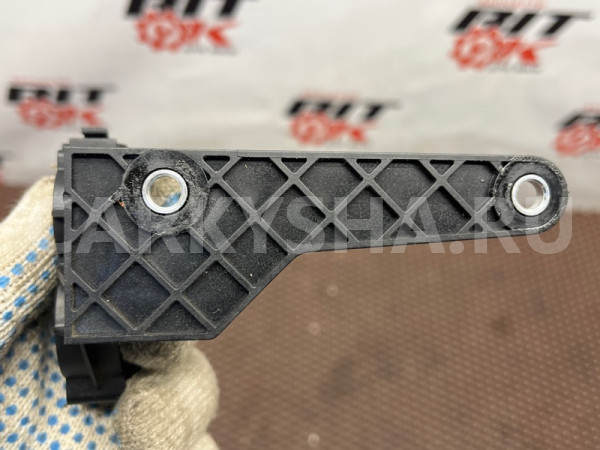 Кронштейн трубки охлаждения BMW X3 оригинальный номер 11 53 7 545 387, 11 53 7 545 387, 11537545387, 7545387