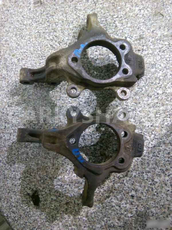 Кулак поворотный Ниссан Тиида Nissan Tiida 1.6 Nissan Tiida оригинальный номер 40015ED000 E4302EC80A