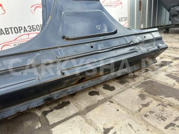 Порог со стойкой левый Toyota Avensis T270 Toyota Avensis оригинальный номер 6131205040