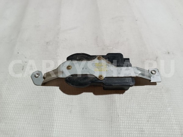 Активатор замка двери Mitsubishi Diamante 