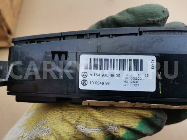 Блок кнопок Mercedes ML W164 Mercedes-Benz M-klasse оригинальный номер A1649054800