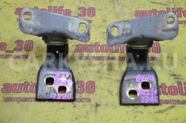 Петля крышки багажника Opel Astra 