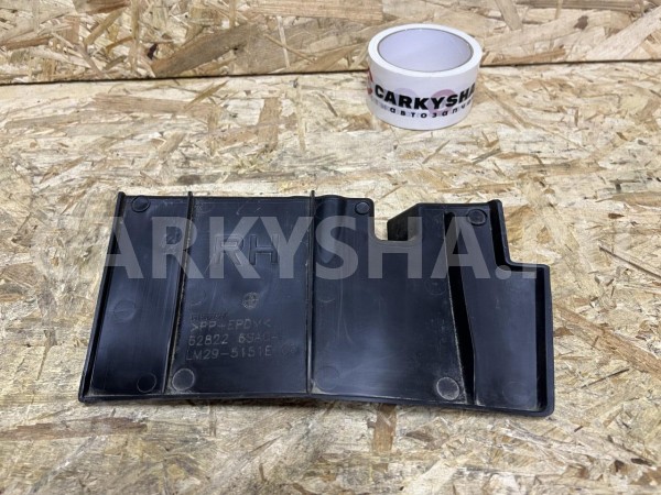 Накладка правая Infiniti QX60 II оригинальный номер 62822-6SA0A
