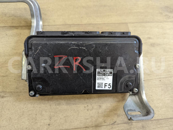 Блок efi Toyota Noah оригинальный номер 8966128F50