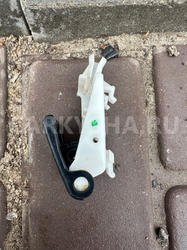 Ручка открывания капота Toyota Avensis T270 Toyota Avensis оригинальный номер 5360105030C0