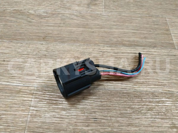 Разъем Mazda 3 