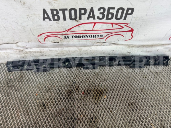 Направляющая заднего бампера Chevrolet Cruze седан Chevrolet Cruze оригинальный номер 94833091