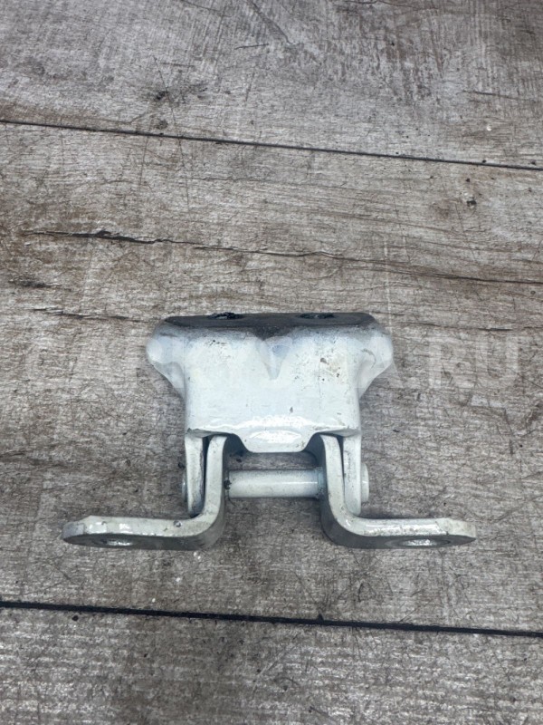 Петля двери передней правой Nissan Qashqai J10 низ Nissan Qashqai оригинальный номер 80420AX000