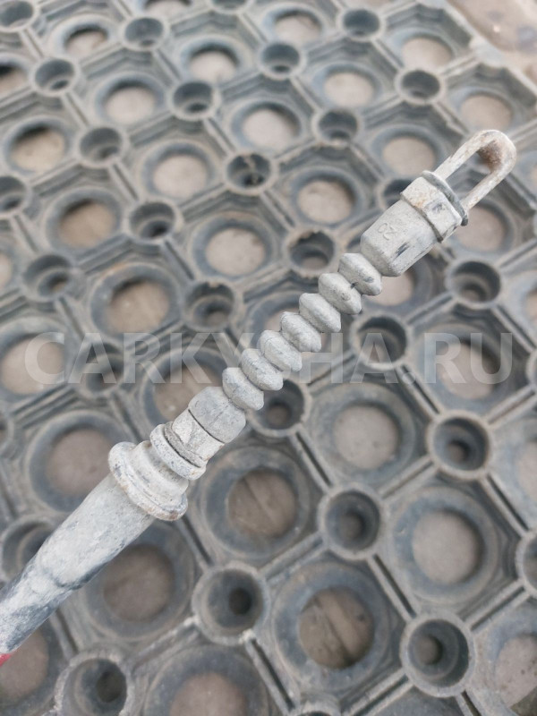 Трос стояночного тормоза правый Hyundai Solaris Hyundai Solaris оригинальный номер 597701R300