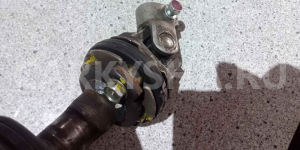 Кардан рулевой Chevrolet Epica I рестайлинг (2008—2012) Chevrolet Epica оригинальный номер 96873757