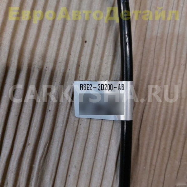 Трубка пневмоподвески Range Rover L460 / L461 Land Rover Range Rover оригинальный номер LR186592