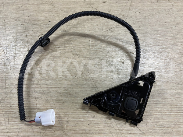 Кнопка открывания багажника Lexus GX II Рестайлинг 2 оригинальный номер 76806-60011