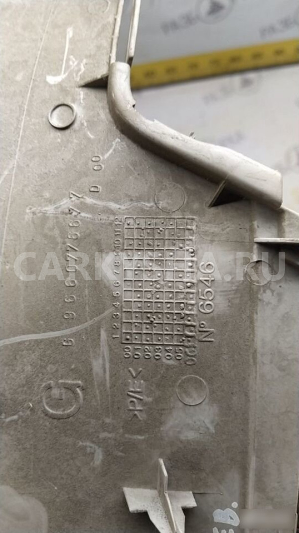Обшивка задней стойки Peugeot 307 Peugeot 307 оригинальный номер 9660776577
