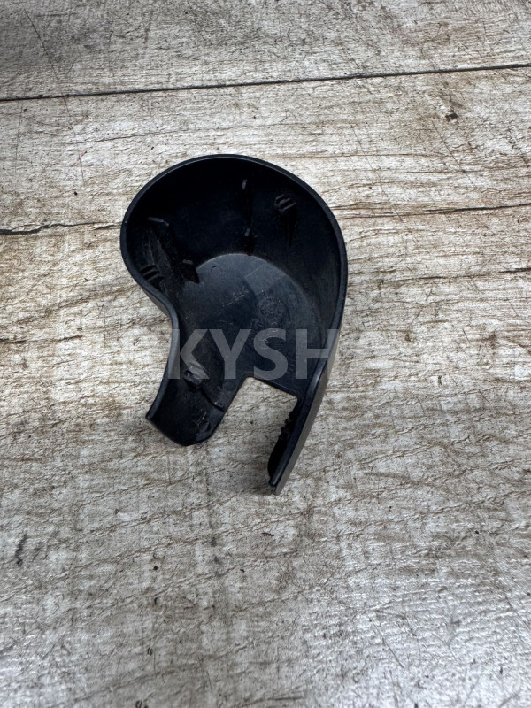 Крышка поводка стеклоочистителя VW Touareg NF Volkswagen Touareg оригинальный номер 8k9955205