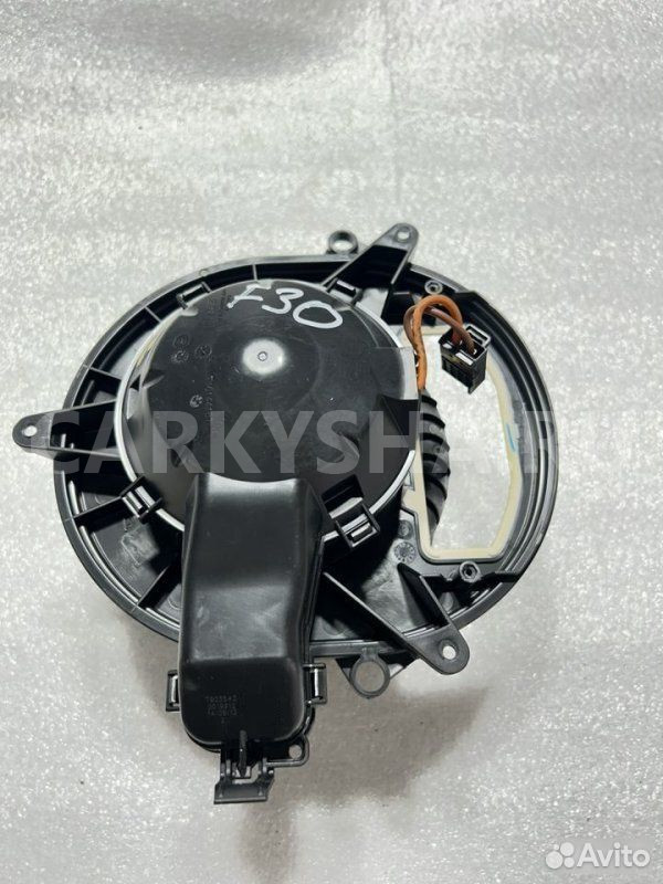 Мотор отопителя BMW 3 F30 N20B20 2012 BMW 3er оригинальный номер 64 11 9 350 396