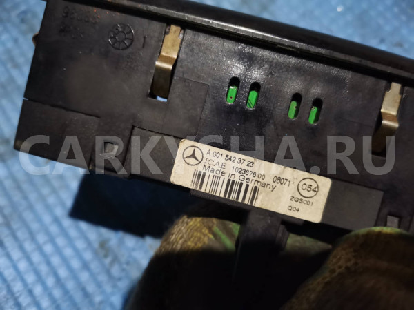 Дисплей парктроника Mercedes-Benz M-класс W164 Mercedes-Benz M-klasse оригинальный номер A0015423723