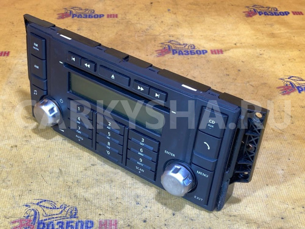 Панель управления магнитолой Land Rover Freelander II рестайлинг (2010—2012) Land Rover Freelander оригинальный номер LR001070