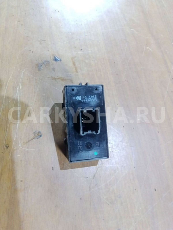 Кнопка стеклоподъемника Opel Astra J (2009—2012) Opel Astra оригинальный номер 13301888